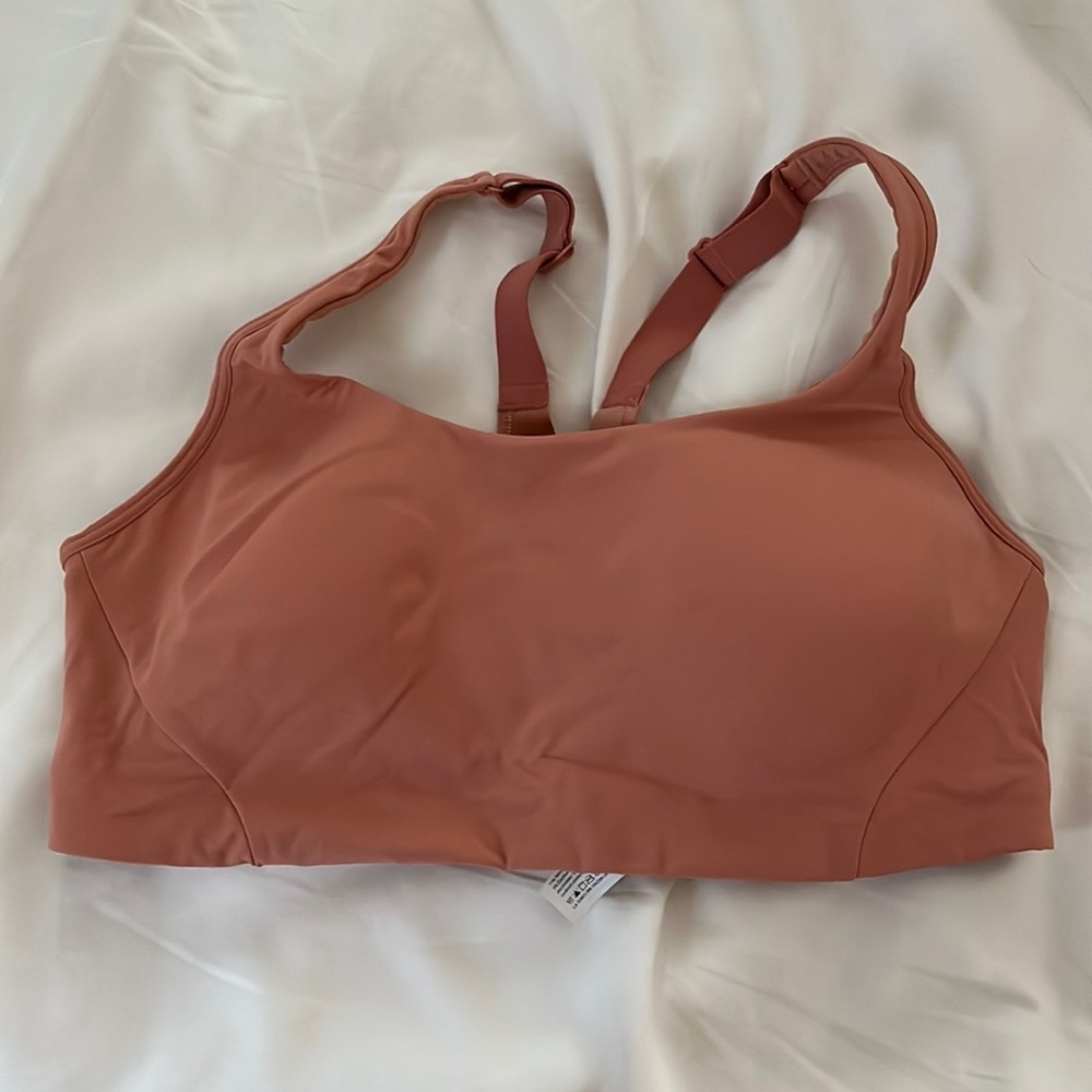 NWOT Lululemon Sports Bra